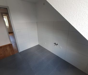 Hermsdorf, Helle 2-Raum-Wohnung im Zentrum von Hermsdorf (DG links) - Photo 6