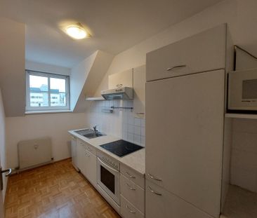 Ideal für eine "WG" - 3- Zimmer Wohnung in der Bischofstraße 3 - Foto 2