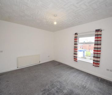 2 bedroom end of terrace house to rent - Photo 6