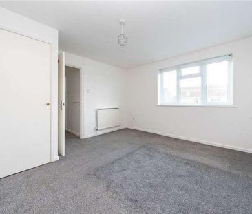 Finglesham Court, Maidstone, ME15 - Photo 3