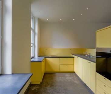 Centraal gelegen praktijkruimte of bureel met woonst - Photo 5