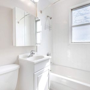 Engelhart Apartments - Photo 3