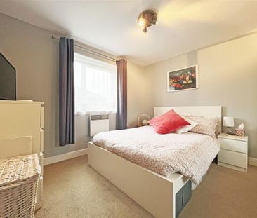 1 bedroom Apartment to rent - Photo 5