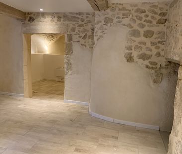 Location - Appartement T2 de 40 m² en rez-de-chaussée d'un immeuble... - Photo 4