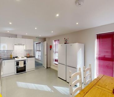 5 bedroom terraced house to rent - Photo 6