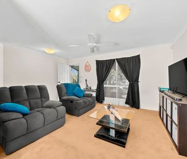 Space, Comfort & Everyday Convenience - Photo 1