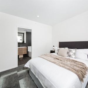Vida Apartments - Modern, spacious one bedroom apartment - Photo 2