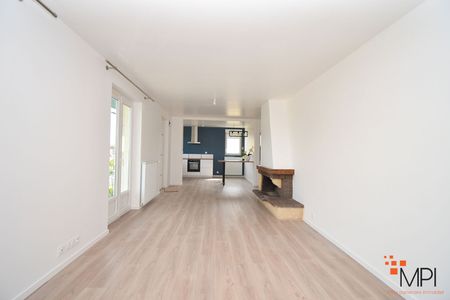 Location Maison 5 pièces 79m² - Photo 3