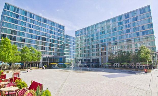 Studio to rent - Photo 1