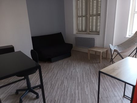 Location Appartement 1 pièce 28m² TROYES 10000 - Photo 2
