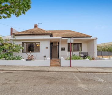 4 Hammond Street - Photo 1