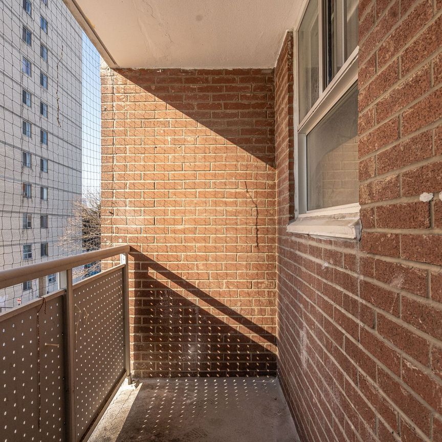 230 Oak Street - Photo 1