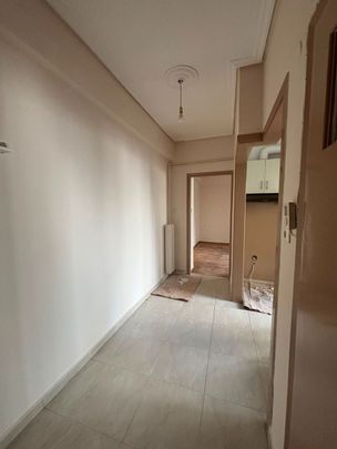Studio/Γκαρσονιέρα για ενοικίαση Έξι Δρόμοι (Λάρισα) - Photo 1