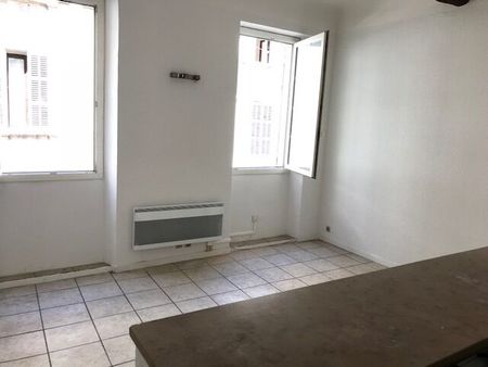 Appartement 2 pièces 30m2 MARSEILLE 6EME 500 euros - Photo 4