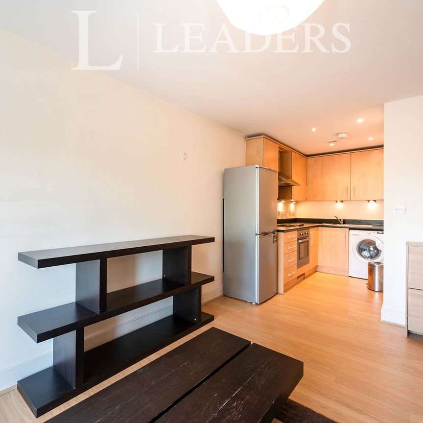 1 bedroom apartment to rent The Roundhouse, Gunwharf Quays, Portsmouth, PO1 - Photo 1