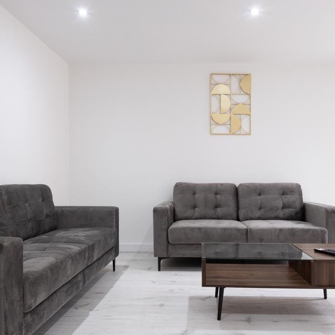 3 bedroom terraced house to rent - Photo 1