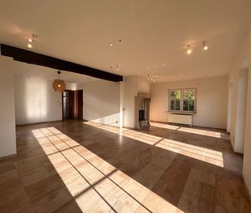 Unieke, ruime alleenstaande woning met 4 slaapkamers, tuin, carport... - Foto 4