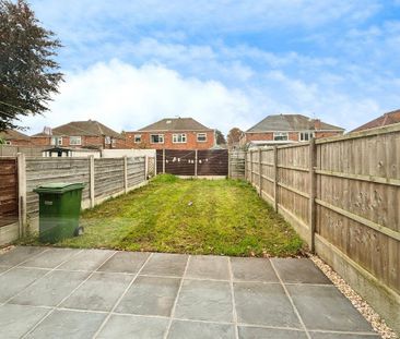 3 bedroom terraced house to rent - Photo 5