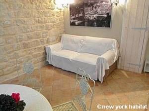 Logement à Paris, Location meublée - Photo 2