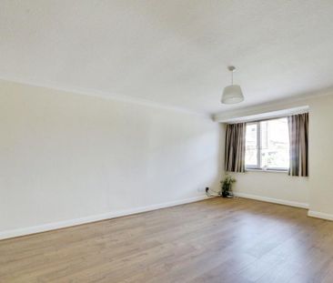 2 bedroom semi-detached house to rent - Photo 2