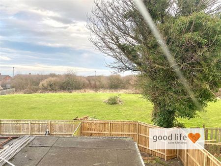 3 bedroom house to rent - Photo 2