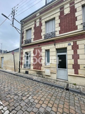 SOISSONS- APPARTEMENT 2 PIECES A LOUER - Photo 2