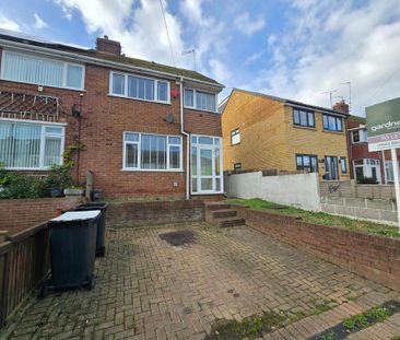 3 bedroom semi-detached house to rent - Photo 3