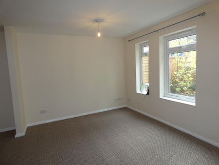 2 bedroom end of terrace house to rent - Photo 5