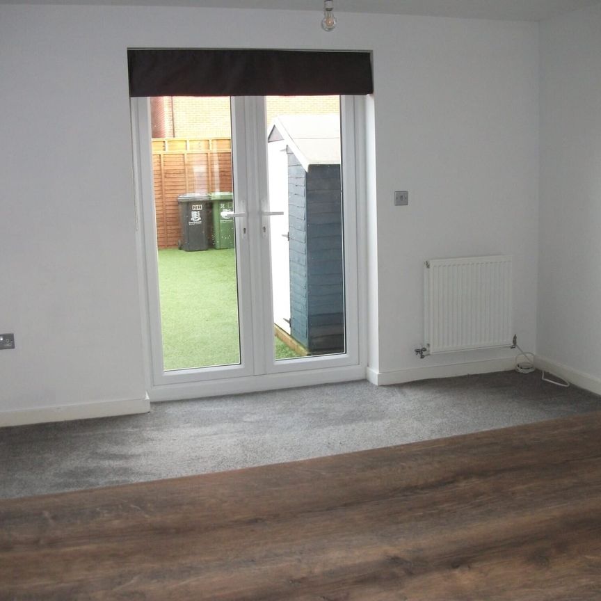 Marler Close, Great Yarmouth, Bradwell - Photo 1