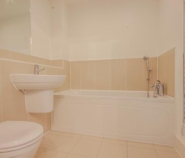 Henmarsh Court, Balls Park, Hertford - Photo 4