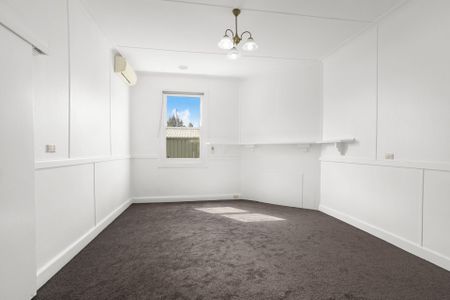 704 Talbot Street South, Redan - Photo 3