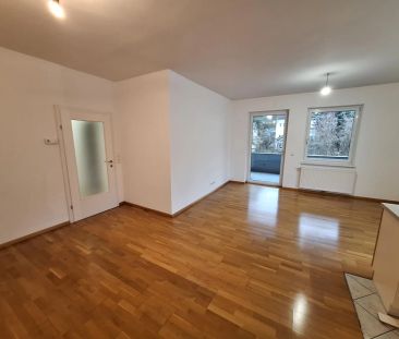 Sonnige 3-Zimmer Wohnung in der Sophiengutstraße 31 / Froschberg - Photo 1