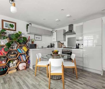 Platinum Apartments, Lower Road, Kenley, CR8 - Photo 5