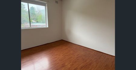 Conveniently located with new kitchen - Photo 3