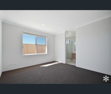 8 Vigilant Street, Two Rocks, WA 6037 - Photo 6