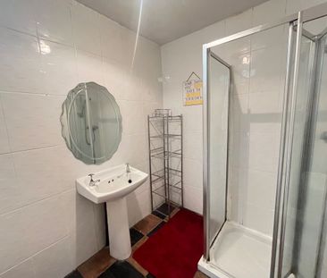 Apt 2, 100 University Avenue, Belfast BT7 1GY - Photo 4