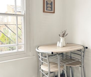 1 Bed Flat, Roman Road, E3 - Photo 5