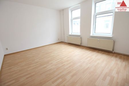 Schicke 2-Raum-Wohnung mit Einbauküche in ruhiger Lage! - Foto 3