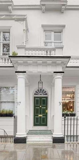 Cadogan Place, Belgravia, London, SW1X - Photo 1