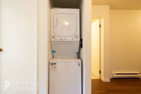 1363 Clyde Avenue condo — West Vancouver, BC (2-Bedroom) - 2 Bedroom - Photo 4
