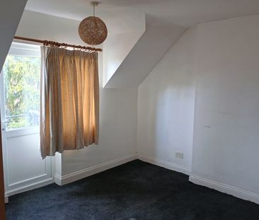 1 Bed Flat, Stoughton Road, LE2 - Photo 3