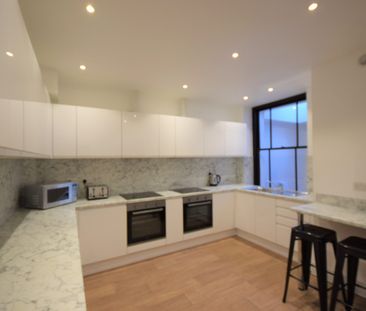 Ensuite Living Near Shops & Bus Links - Photo 5