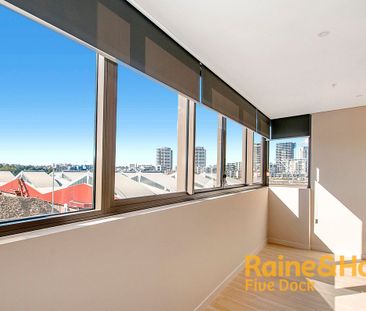 405/26 Footbridge Boulevarde, Wentworth Point, NSW 2127 - Photo 2