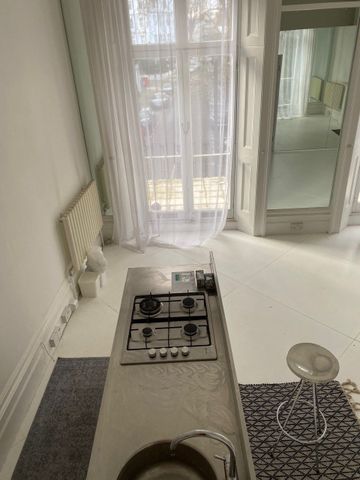 1 bedroom flat to rent - Photo 5