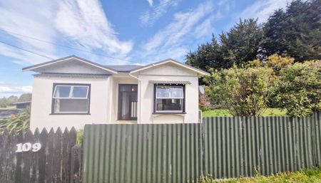 Charming home in Nightcaps - Photo 2