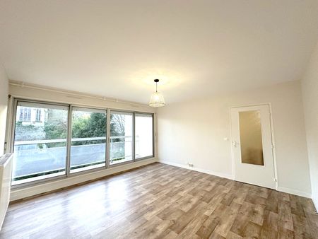 Location Appartement 2 pièces 51m² - Photo 3