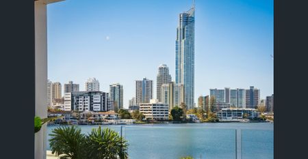 Contemporary Luxury With Unrivalled Skyline Views - Photo 4