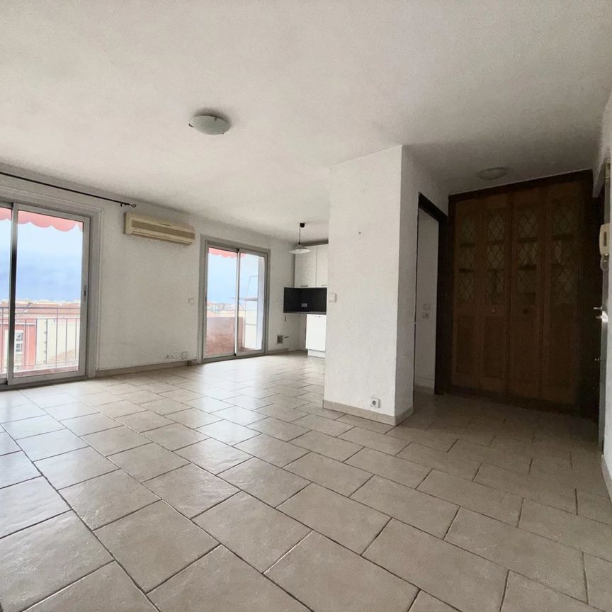 Location Appartement 3 pièces 57m² NICE 06300 - Photo 1