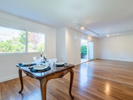 6 bedroom luxury Semidetached House for rent in Alcobendas, Spain - Photo 2