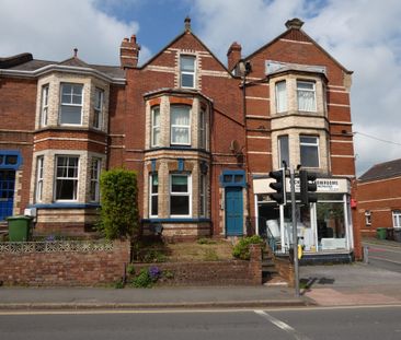 1 bed Studio Apartment - To Let - Photo 2